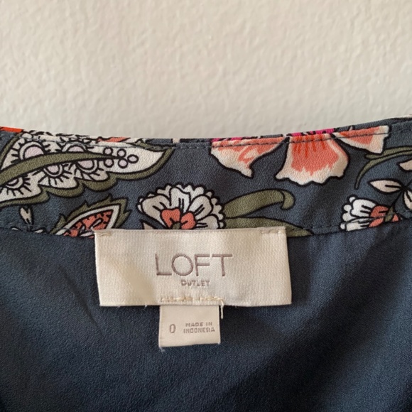 LOFT Floral Dress - Picture 3 of 3